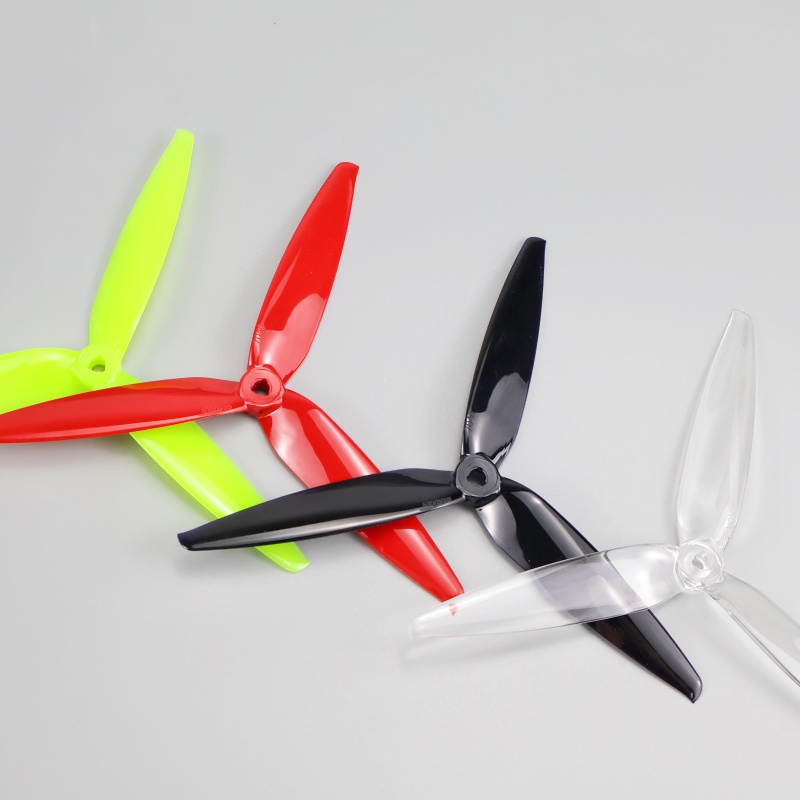 Gemfan Flash 7040 7 Inch 3-Bla - Drone Kit Long Range recensione e prezzo